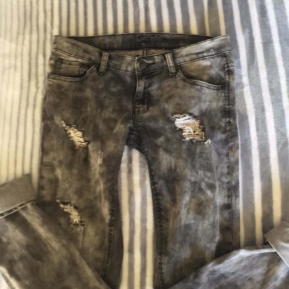 Flying monkey distressed cropped jeans 27